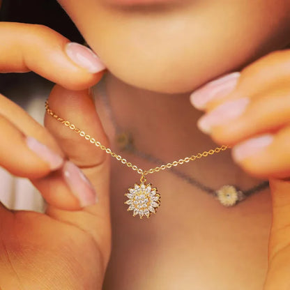 Collar Girasol Giratorio en Oro